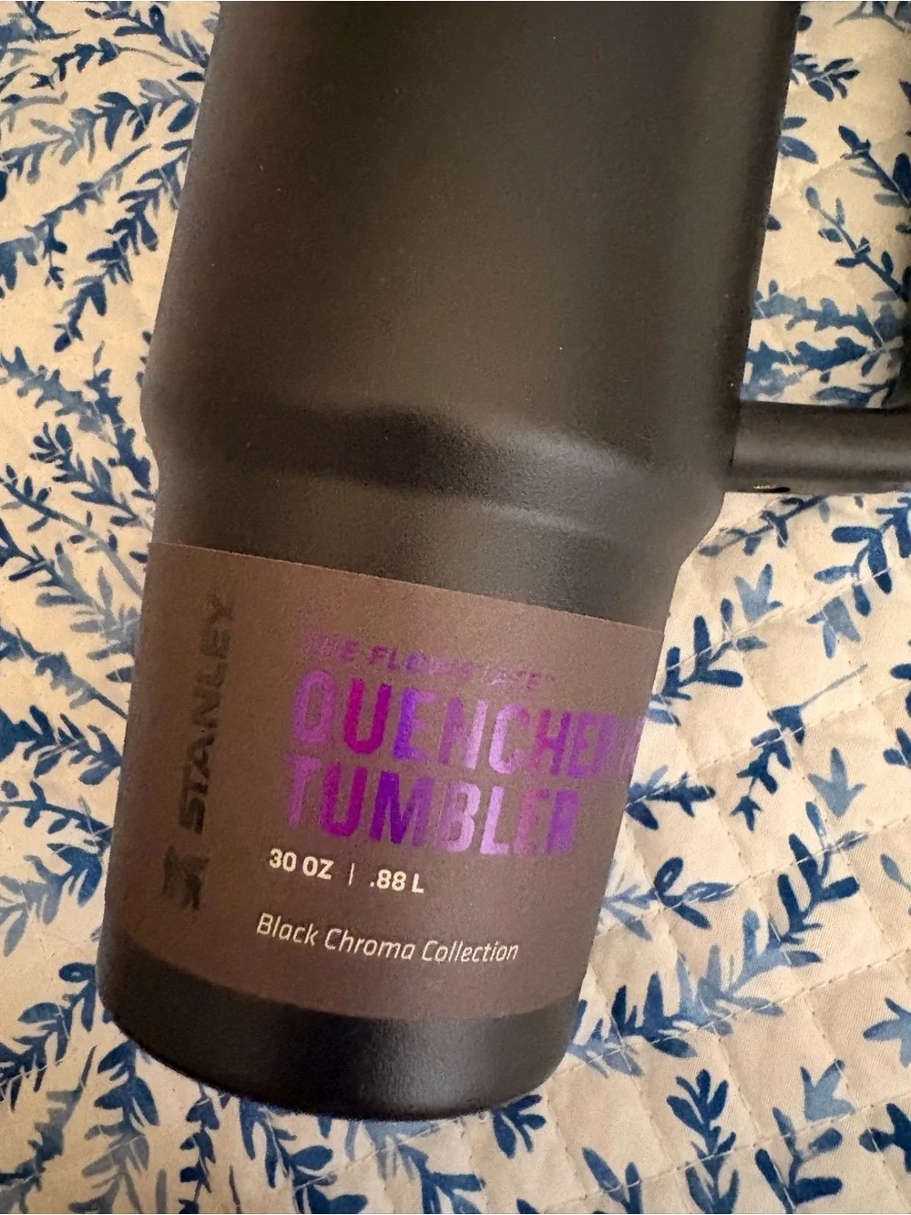 Stanley quencher h2.0 30 oz. Black Tumbler with Iridescent Purple Accents